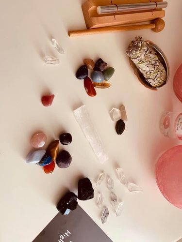 Customer photo review of [FREE DOWNLOAD] Best Crystals to Awaken Your Intuition Book