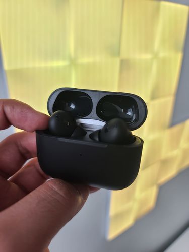 Customer photo review of Black Pods Pro