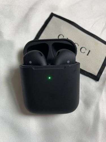 Customer photo review of Black Pods 2