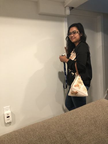 Customer photo review of Puso Hardin Pyramid Clutch