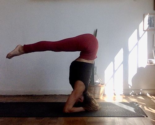 Customer photo review of Twist Crop Eco Top Black