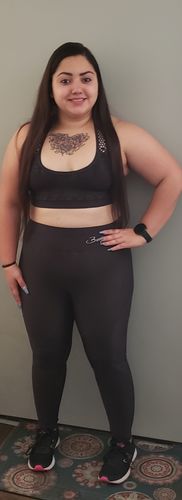 Customer photo review of Shunte Seamless Peephole Racer Back Yoga Set