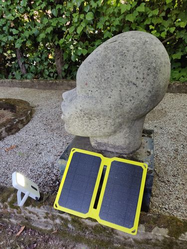Customer photo review of SOLAR FOLDER. Panel solar para carga USB