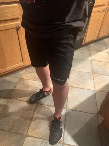 Customer photo review of 7" Pocket Hybrid Shorts