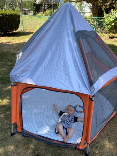 Customer photo review of Pop N' Go® Playpen