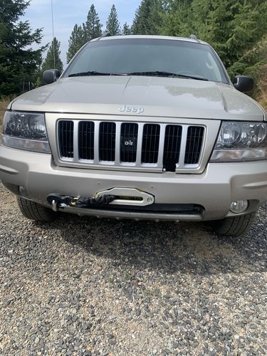Customer photo review of WJ Hidden Winch Mount