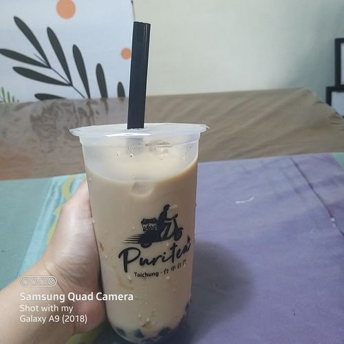 Customer photo review of Oreo Cream Cheese Milk Tea