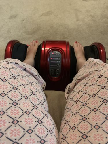 Customer photo review of MedicPure Therapeutic Shiatsu Premium Foot Massage