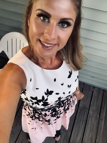 Customer photo review of Ruby Magnetic Eyelashes and Eyeliner Kit
