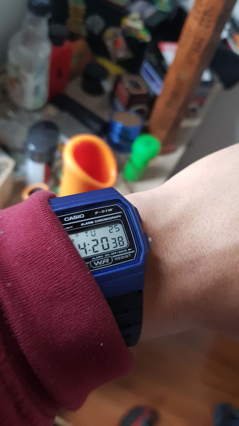 Customer photo review of Reloj Casio Vintage F-91WM-2ADF Azul/Negro