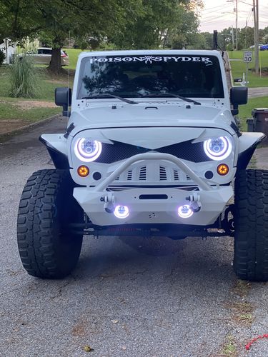 Customer photo review of Hawke Grille - White ( 07-18 Jeep Wrangler JK)