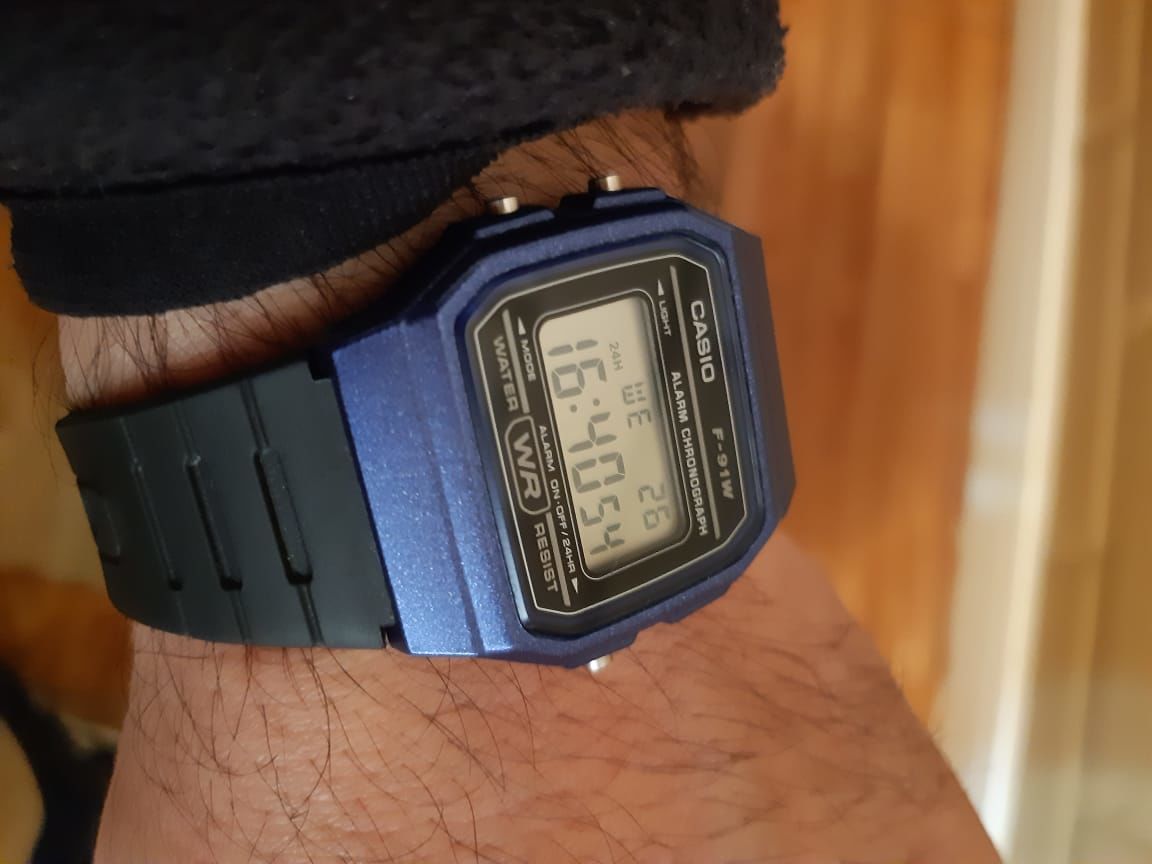 Customer photo review of Reloj Casio Vintage F-91WM-2ADF Azul/Negro