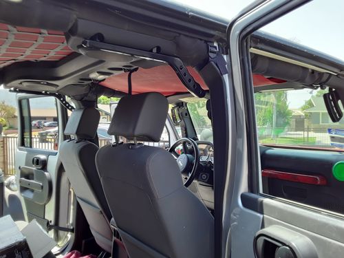 Customer photo review of Aluminum Front & Rear Grab Handles - Black (11-18 Jeep Wrangler JK/ JKU)