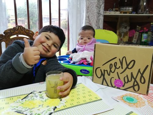 Customer photo review of Pack Karaoke 31 Minutos Juego de 6 Vasitos 200 Ml