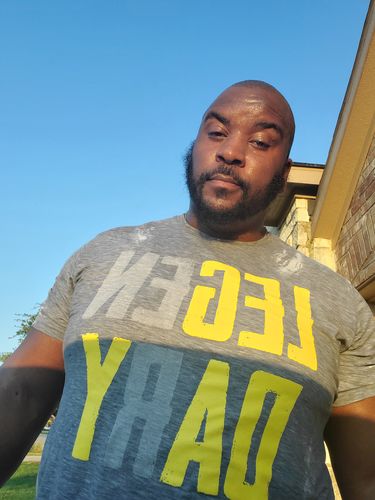 Customer photo review of Legendary - Men's Sweat Activated T-Shirt