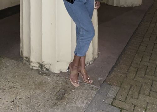 Customer photo review of Curb Anklet stainless steel