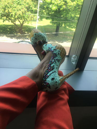 Customer photo review of Bake-a-Shoe Ice Cream Heel 5.5"