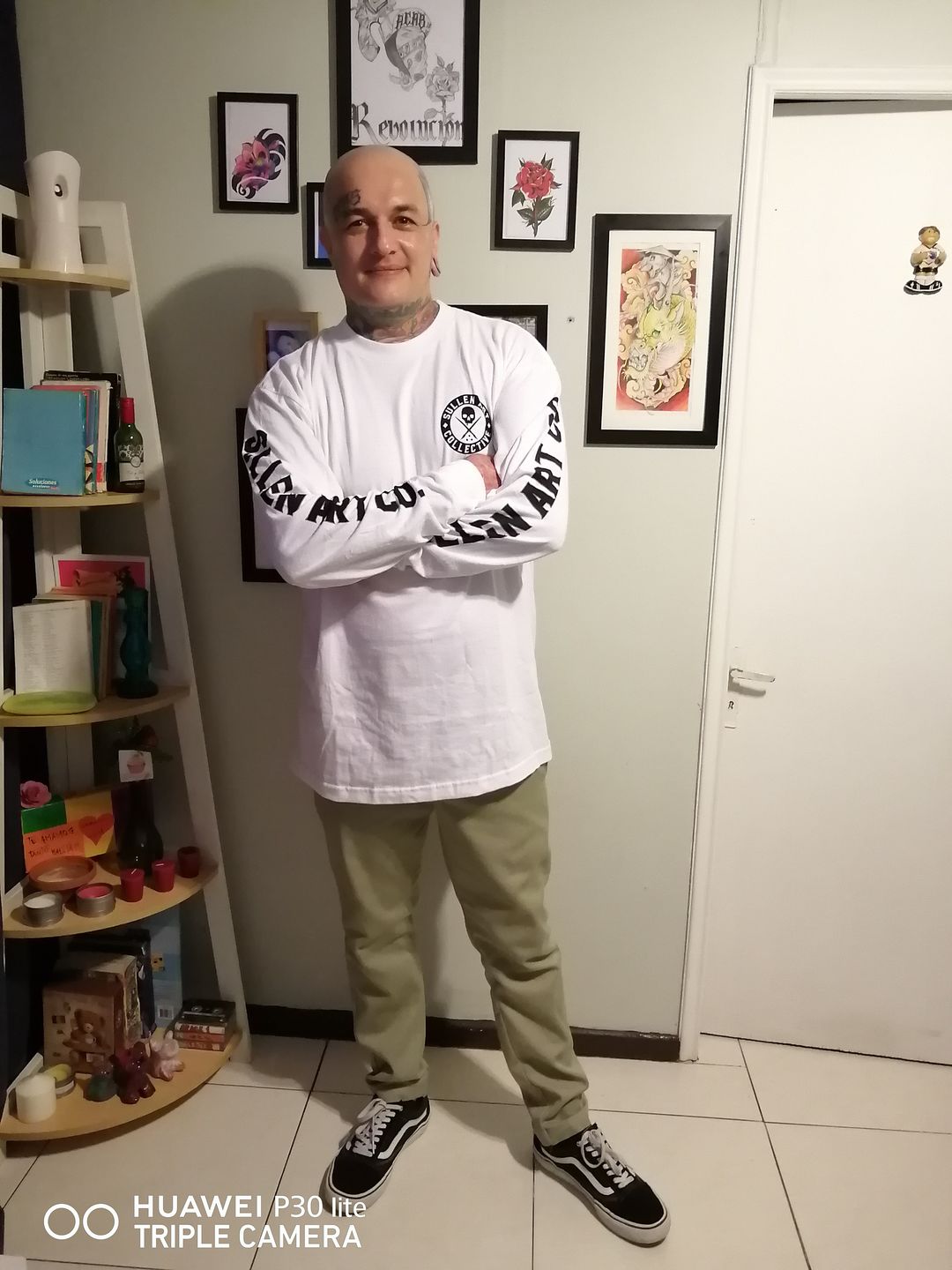 Customer photo review of BADGE OF HONOR WHITE LONG SLEEVE