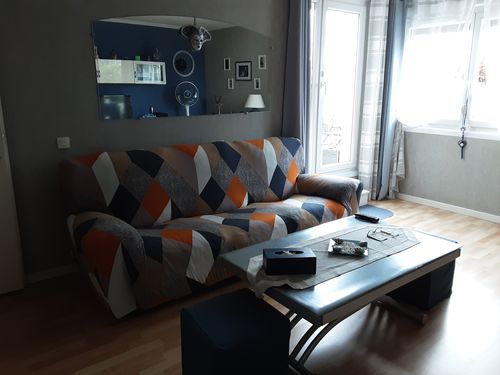 Customer photo review of Modern - Housses Extensibles de Fauteuil et Canapé - La Maison des Housses