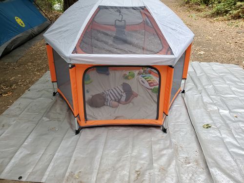 Customer photo review of Pop N' Go® Playpen