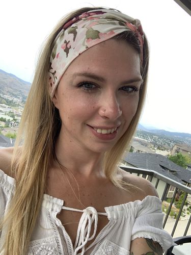 Customer photo review of Printed Harriet Headwrap
