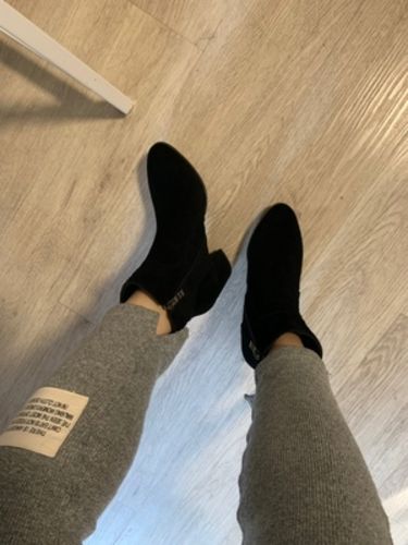Customer photo review of Small Size Block Heel Side Zipper Boots AP190