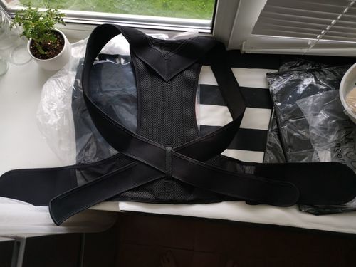 Customer photo review of Scodian Posture Corrector