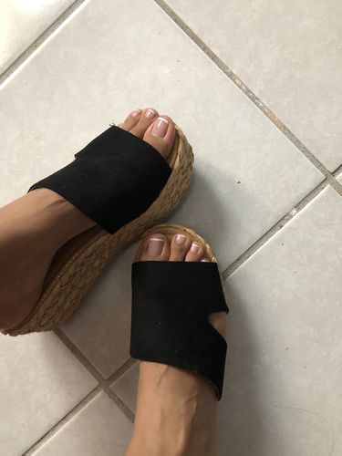 Customer photo review of Sandalia Bitia Negro