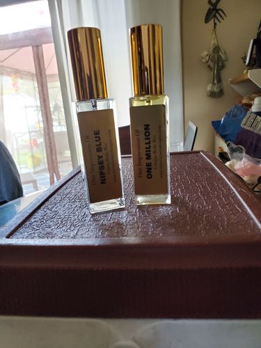 Customer photo review of Men's Body Oil Cologne Mist