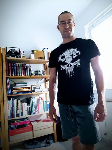 Customer photo review of NATUR TOTENKOPF  - BIO  - Herren Shirt (BASIC)