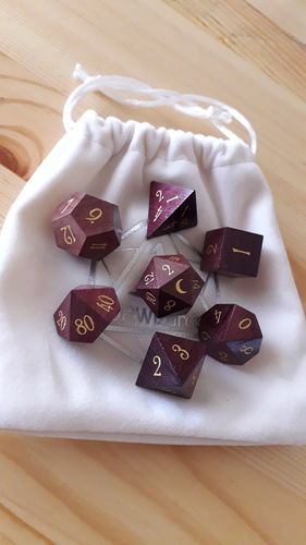 Customer photo review of URWizards Dnd Purpleheart Wood Dice Set