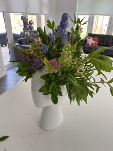 Customer photo review of Head Shaped Flower Vase