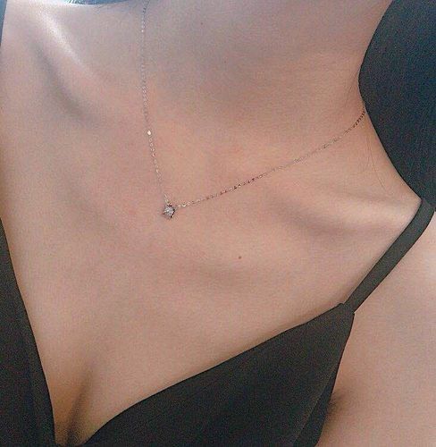 Customer photo review of Moissanite Series Beautiful Mood Sterling Silver Necklace