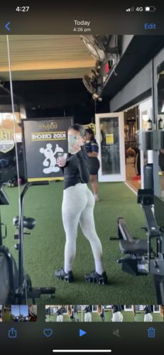 Customer photo review of Freedom Scrunch Leggings