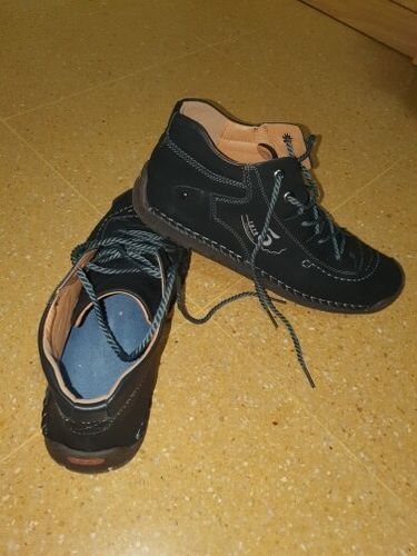 Customer photo review of Split Leather Mens Ankle Boots