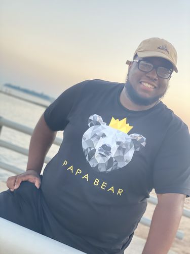 Customer photo review of Papa Bear King - Blk & Gld Premium
