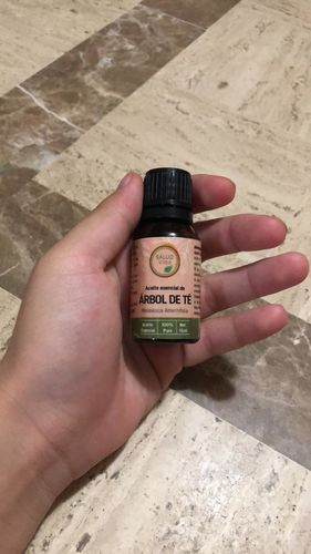 Customer photo review of Aceite esencial de arbol de te