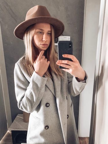 Customer photo review of Outback Jack Wide Brim Fedora Hat