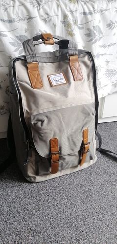 Customer photo review of VASCHY Original Student Backpack