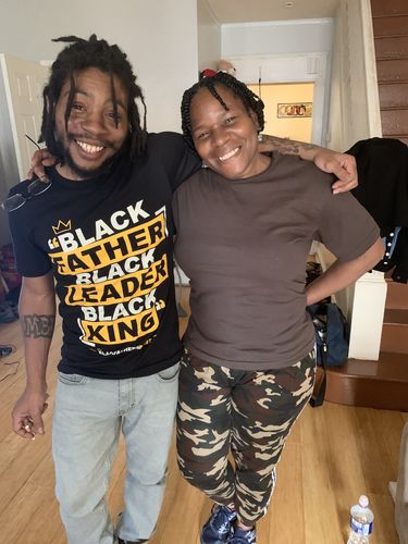 Customer photo review of Father Leader King - Blk & Gld Premium