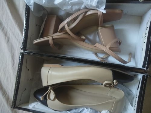 Customer photo review of Claire Bone/Black