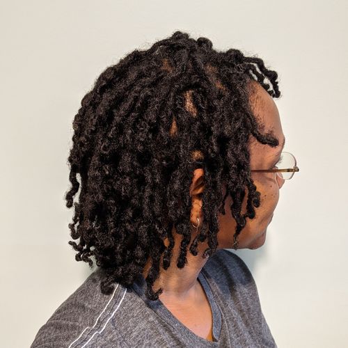 Customer photo review of Flawless Locs & Natural Hair Styling Box