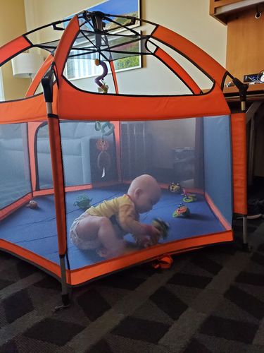 Customer photo review of Pop N' Go® Playpen