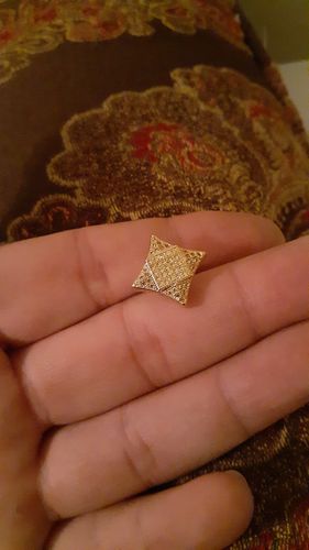 Customer photo review of Gold Lemonade Raised Kite Hip Hop Style Earrings