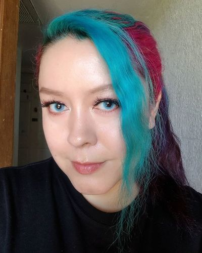 Customer photo review of Icoloured® Crystal Ball Blue Colored Contact Lenses