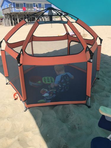 Customer photo review of Pop N' Go® Playpen