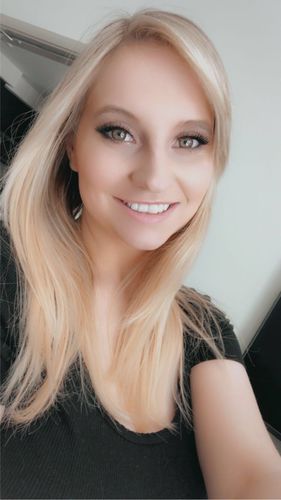 Customer photo review of Wannabe Kristin - brown