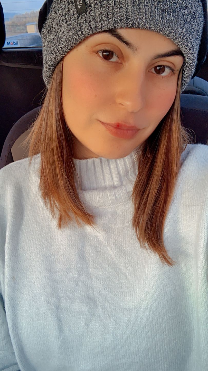 Customer photo review of Simple Grey