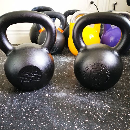 Customer photo review of 24kg / 53lbs E-coated Cast Iron Kettlebell