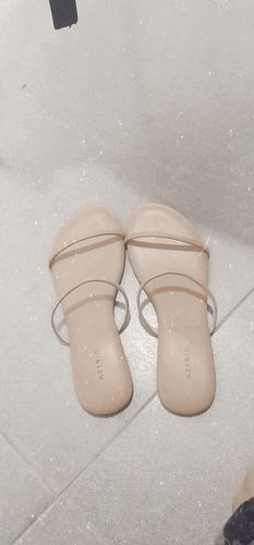 Customer photo review of Charlo Beige